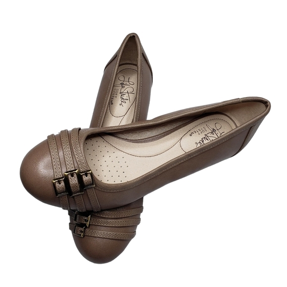 Life Stride | Brown Round Almond Toe Slip On Cushioned Wedge Flats Women's 6 - Picture 4 of 12